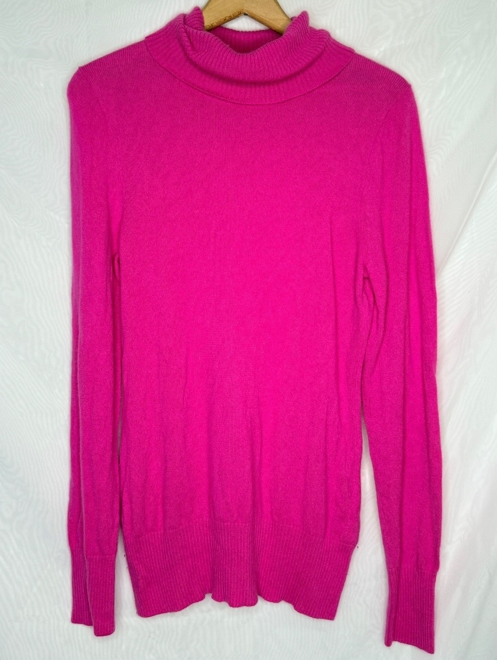 J.Crew Deliziosa 100% Cashmere Hot Pink Turtleneck